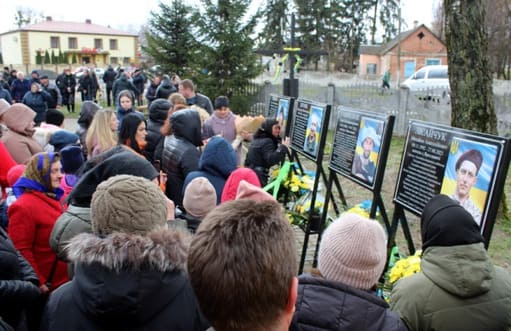 У Ярославичах освятили Алею Героїв.