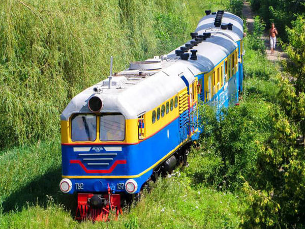 Де знаходиться Рівненська дитяча залізниця   