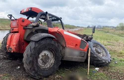 На Рівненщині трактор підірвався у прикордонній зоні на міні