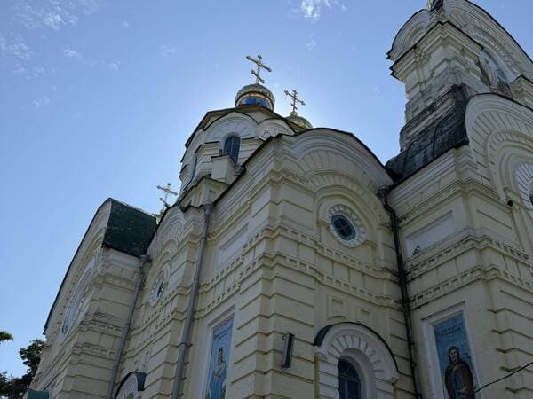 архітектурні особливості Воскресенського собору в Рівному