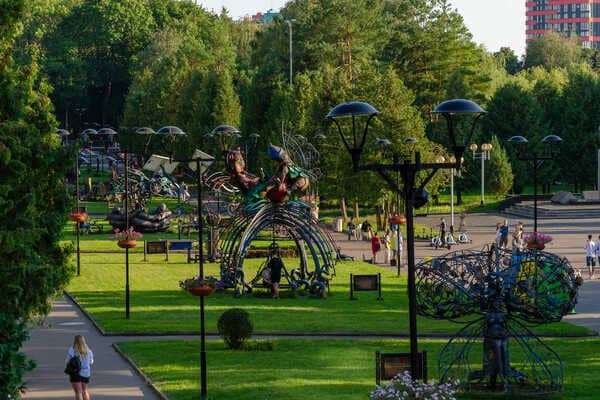 Алея кованих фігур Рівне